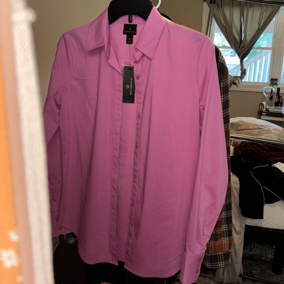 Button up - Picture 1 of 1